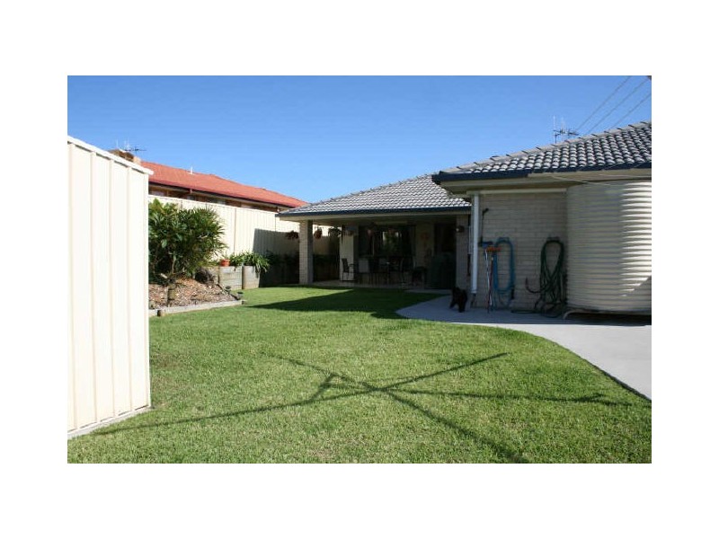 30 Explorers Way, Lake Cathie NSW 2445