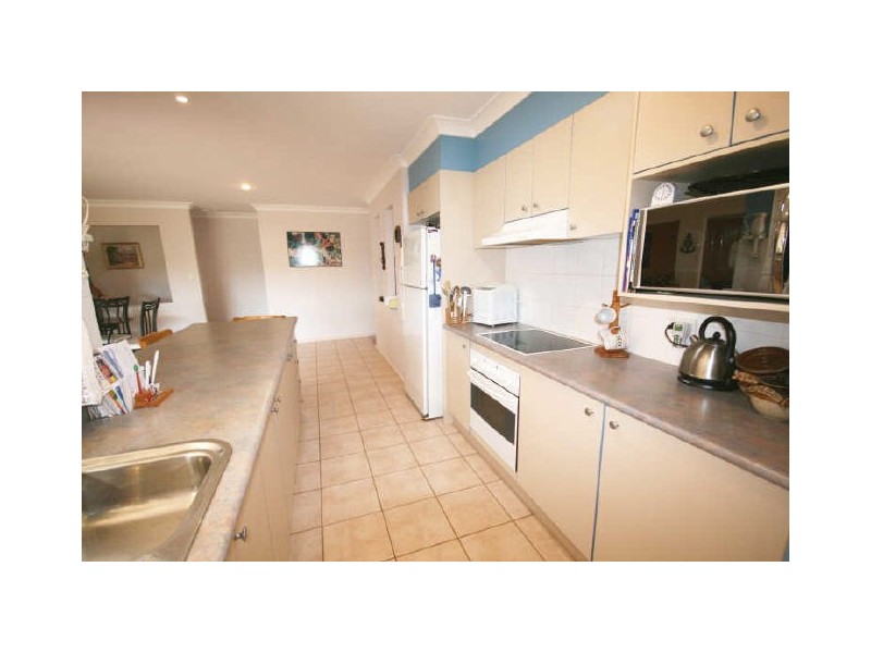 13 Solander Place, Lake Cathie NSW 2445