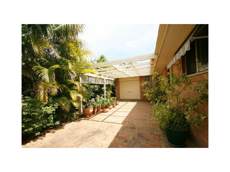 2 Boomerang Street, Lake Cathie NSW 2445