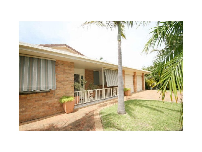 2 Boomerang Street, Lake Cathie NSW 2445