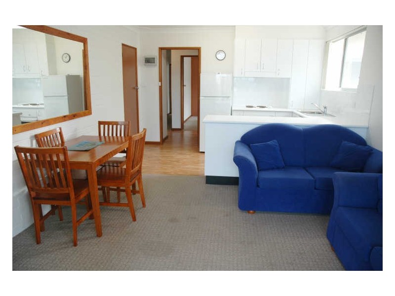 28 Bundella Avenue, Lake Cathie NSW 2445