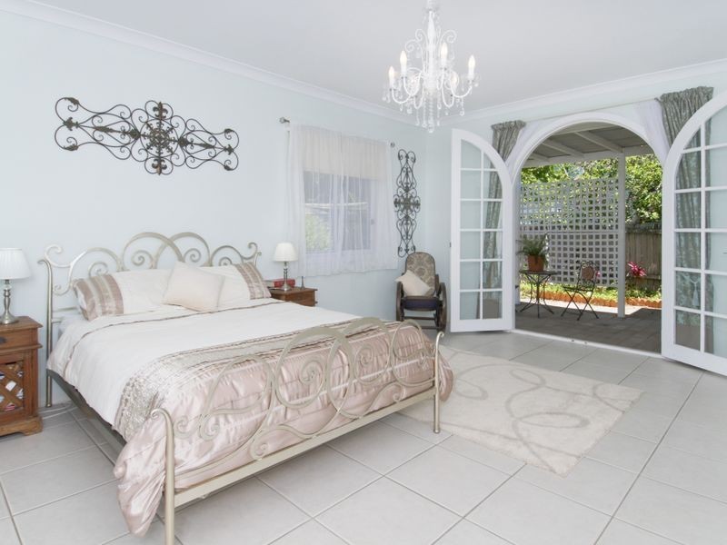 6 Aqua Crescent, Lake Cathie NSW 2445