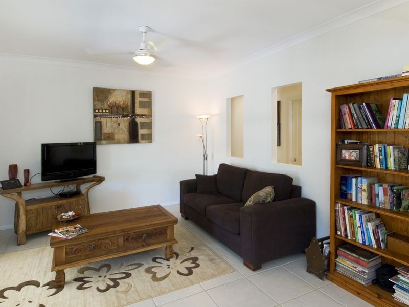 6 Aqua Crescent, Lake Cathie NSW 2445