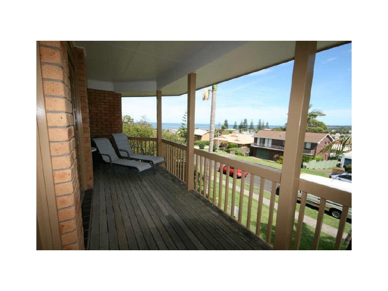 5/3 Parry Street, Lake Cathie NSW 2445