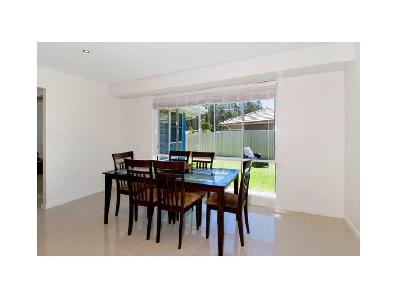 82 Abel Tasman Drive, Lake Cathie NSW 2445