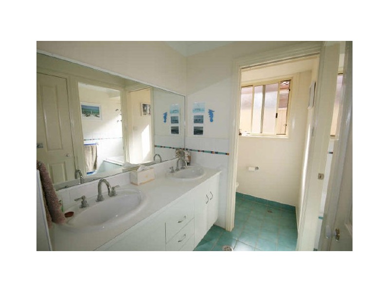103 Fiona Crescent, Lake Cathie NSW 2445