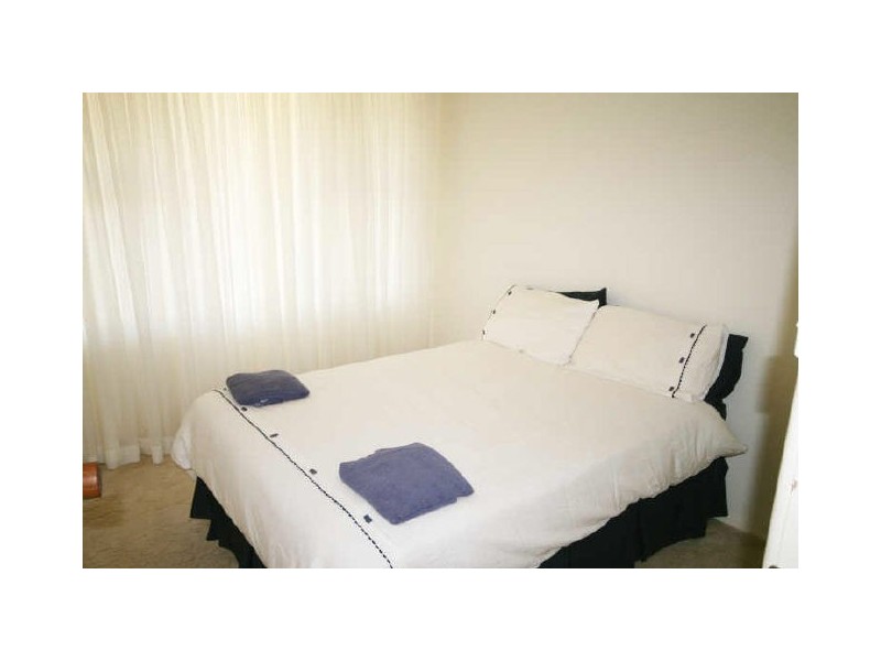 11 Melaleuca Avenue, Lake Cathie NSW 2445