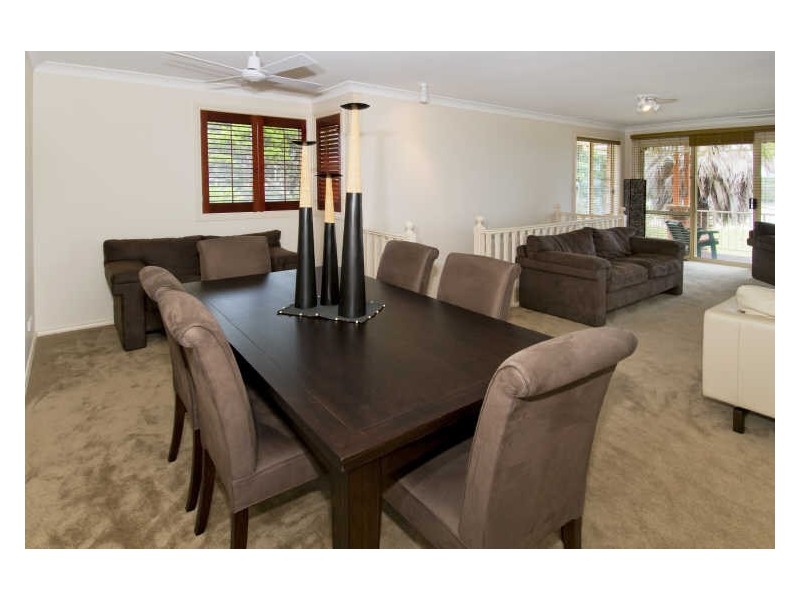 1/8 Bundella Avenue, Lake Cathie NSW 2445