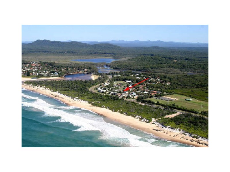 10 Koribah Avenue, Lake Cathie NSW 2445
