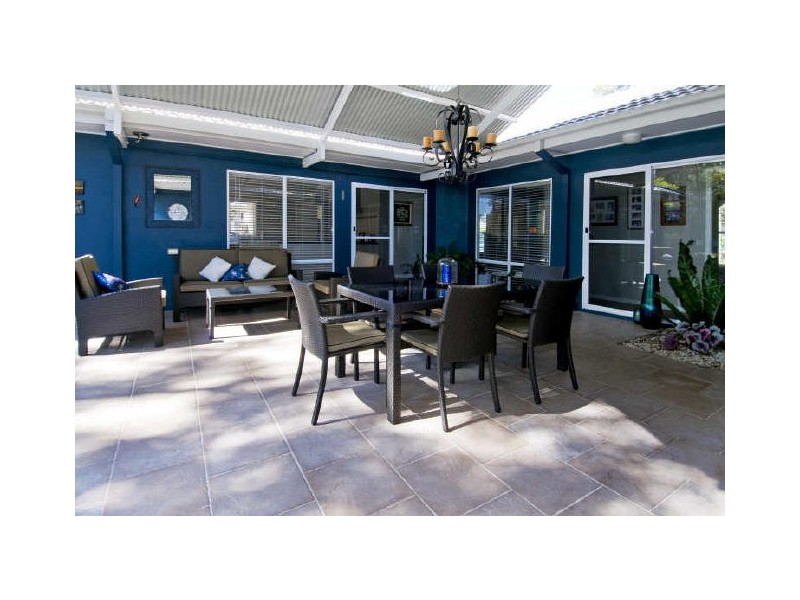 43 Lakeside Way, Lake Cathie NSW 2445