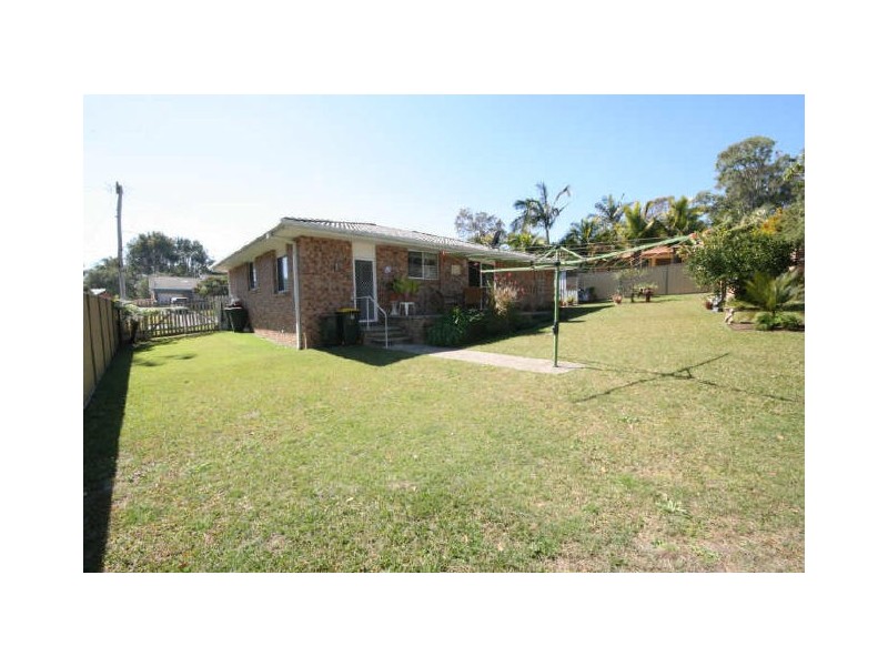 7 Banjora Place, Lake Cathie NSW 2445