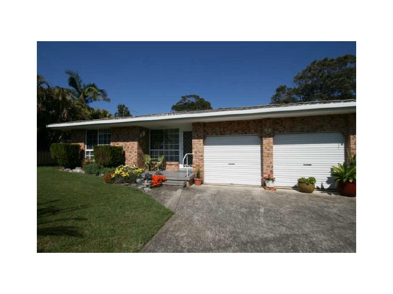 7 Banjora Place, Lake Cathie NSW 2445