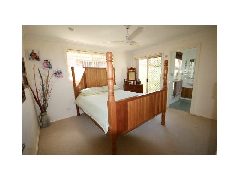103 Fiona Crescent, Lake Cathie NSW 2445