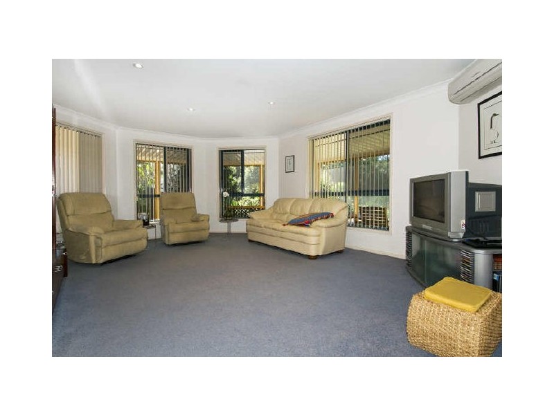1 Fishermans Way, Lake Cathie NSW 2445
