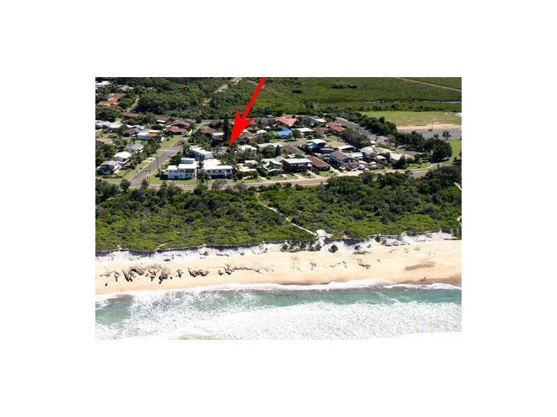 10 Koribah Avenue, Lake Cathie NSW 2445