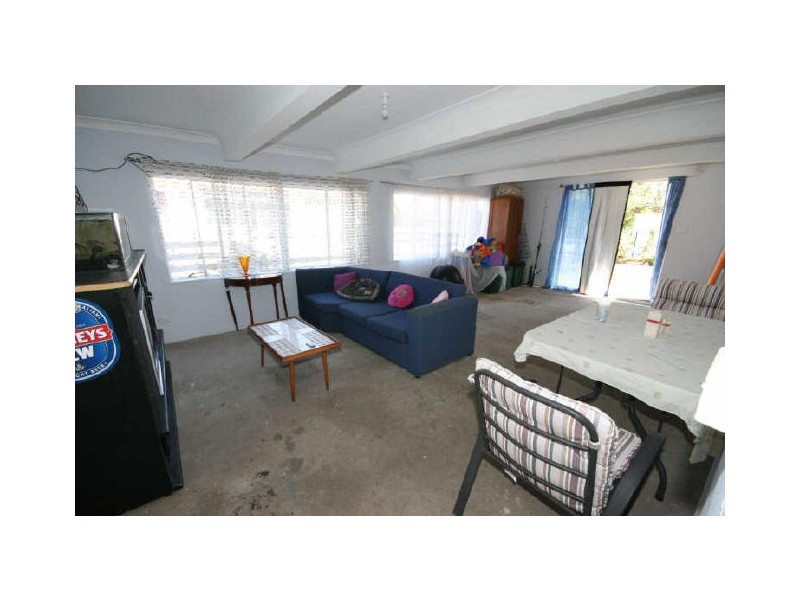 10 Koribah Avenue, Lake Cathie NSW 2445