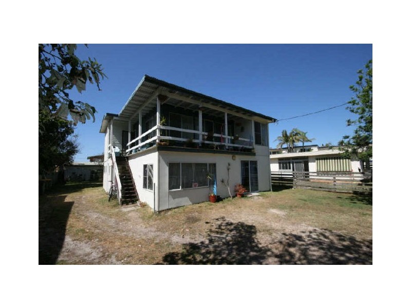 10 Koribah Avenue, Lake Cathie NSW 2445