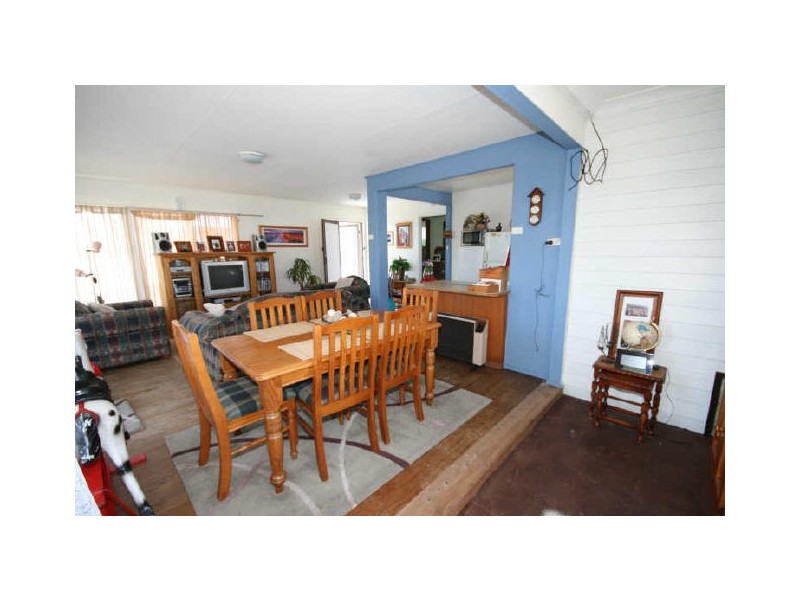 10 Koribah Avenue, Lake Cathie NSW 2445