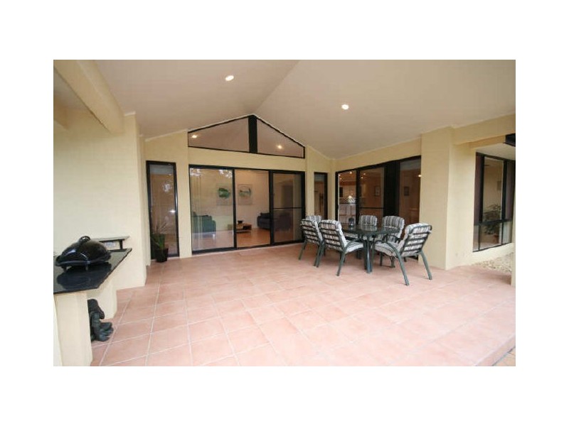 4 Sheaok Place, Lake Cathie NSW 2445