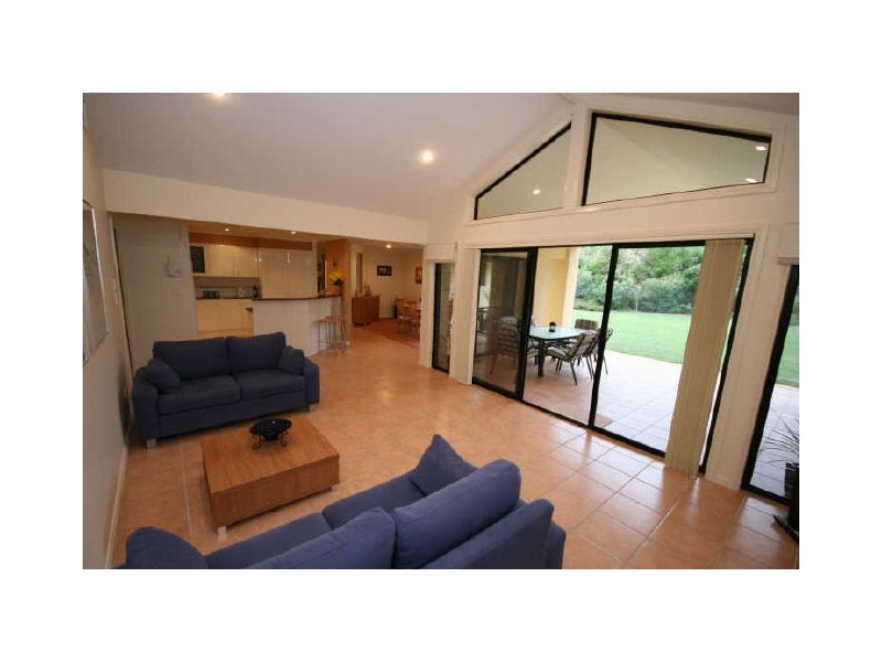 4 Sheoak Place, Lake Cathie NSW 2445