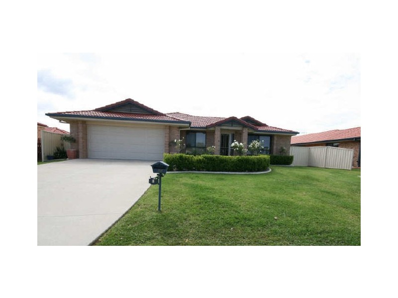 9 Bligh Place, Lake Cathie NSW 2445