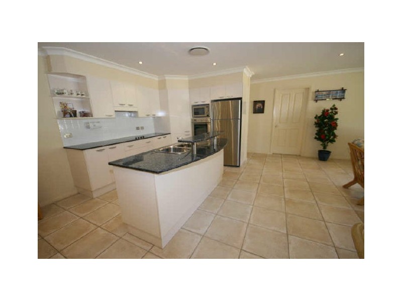 32 Lakeside Way, Lake Cathie NSW 2445