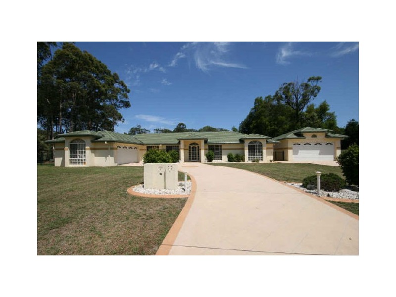 32 Lakeside Way, Lake Cathie NSW 2445