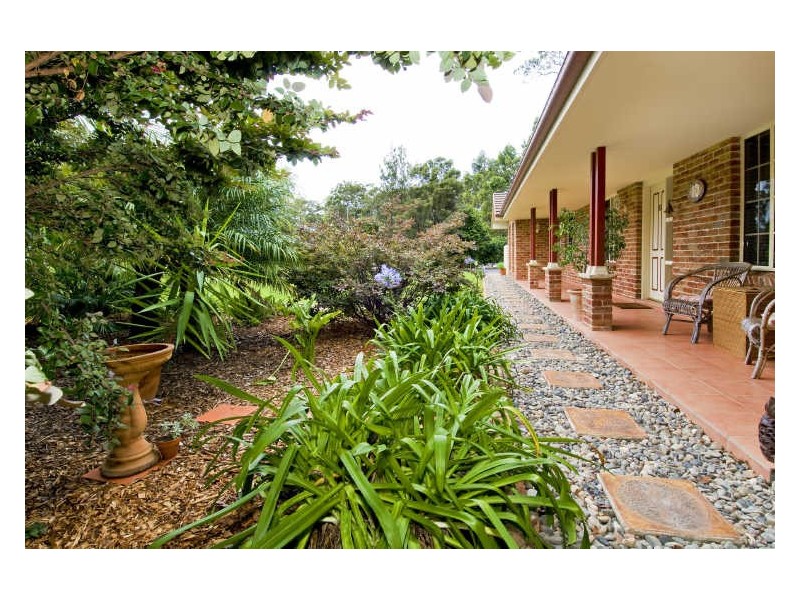 10 Fishermans Way, Lake Cathie NSW 2445