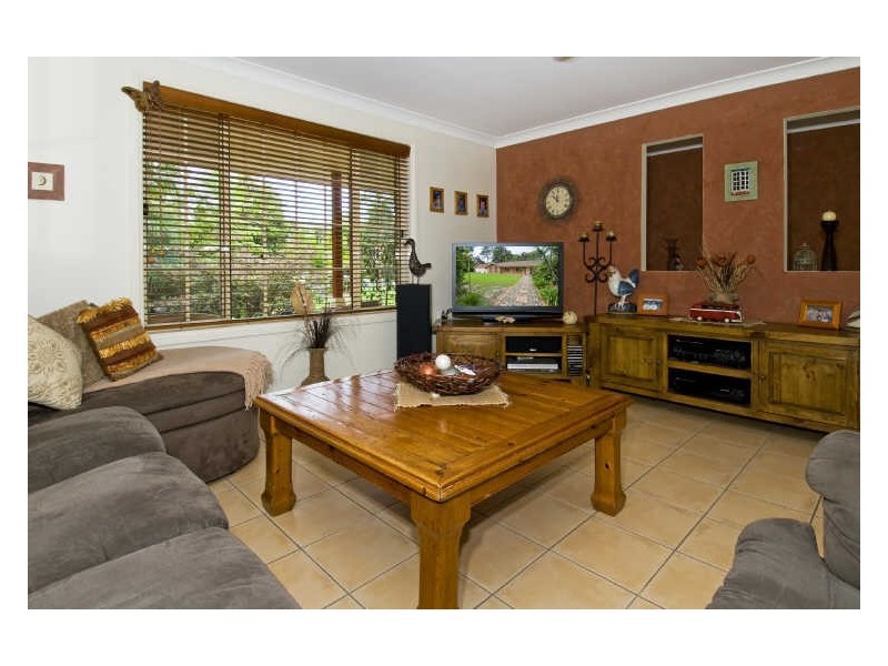 10 Fishermans Way, Lake Cathie NSW 2445