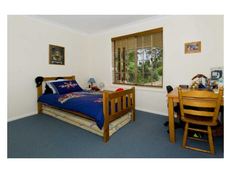 10 Fishermans Way, Lake Cathie NSW 2445
