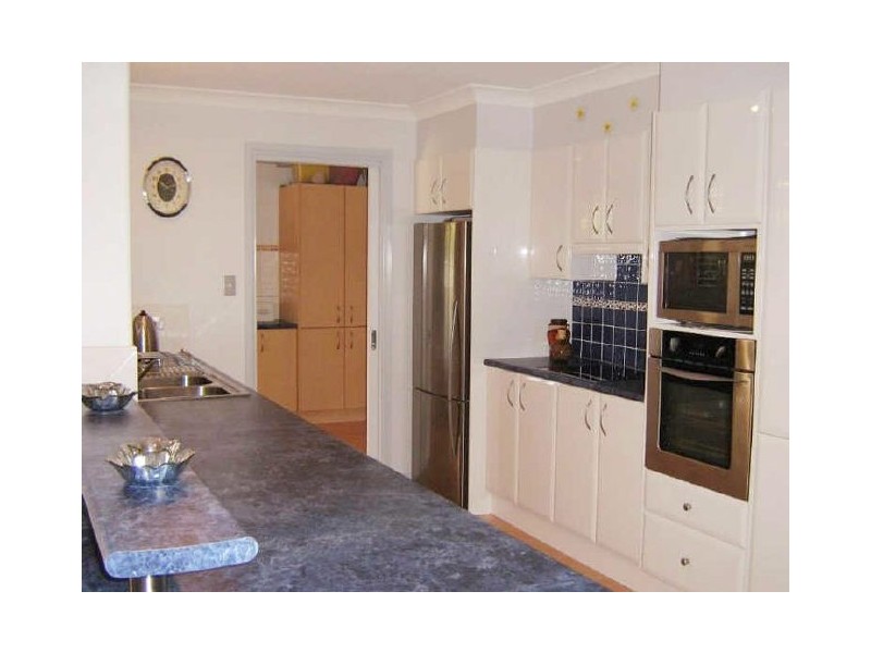 42 Seafront Circuit, Bonny Hills NSW 2445