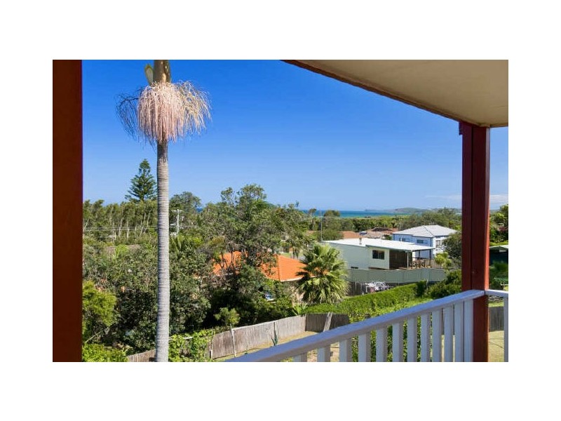 1548 Ocean Drive, Lake Cathie NSW 2445