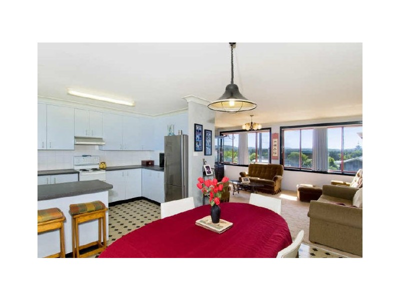 1548 Ocean Drive, Lake Cathie NSW 2445