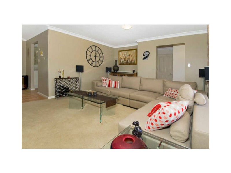 8 Resolution Place, Lake Cathie NSW 2445