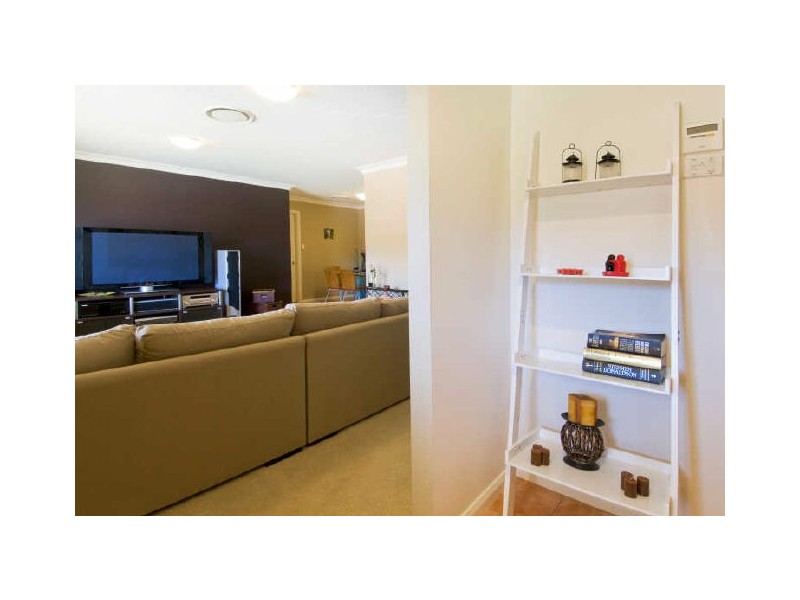 8 Resolution Place, Lake Cathie NSW 2445