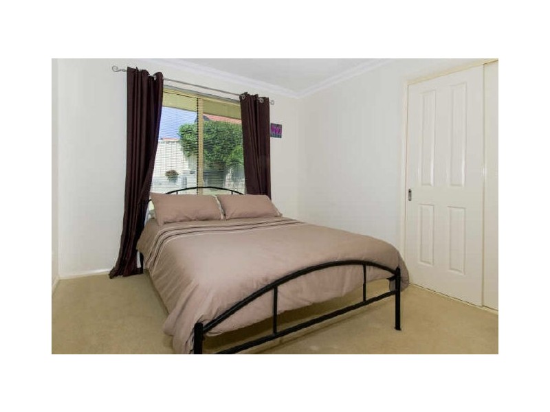 8 Resolution Place, Lake Cathie NSW 2445