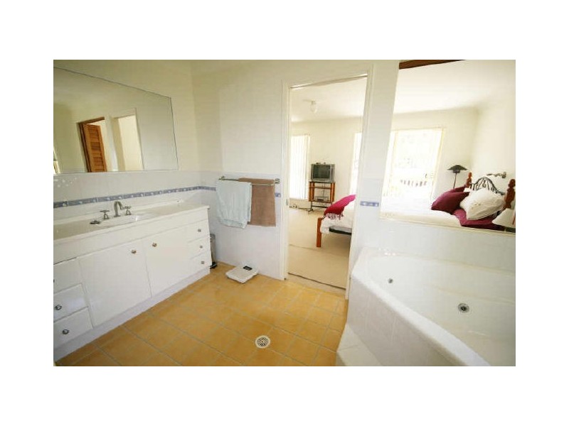 4 Marumba Court, Bonny Hills NSW 2445