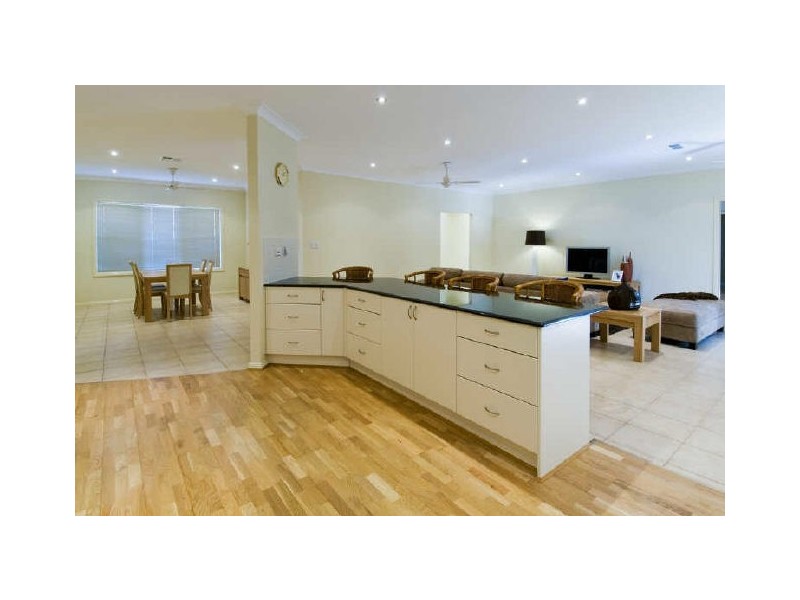 53 Kendall Crescent, Bonny Hills NSW 2445