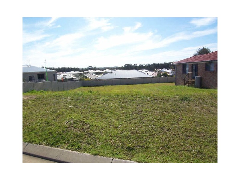 55 Fiona Crescent, Lake Cathie NSW 2445