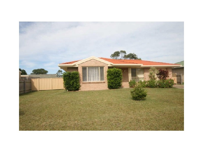 28 St Kitts Way, Bonny Hills NSW 2445