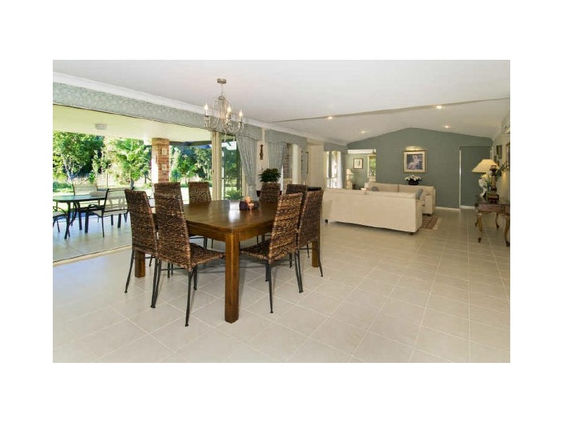 8 Shearwater Court, Lake Cathie NSW 2445