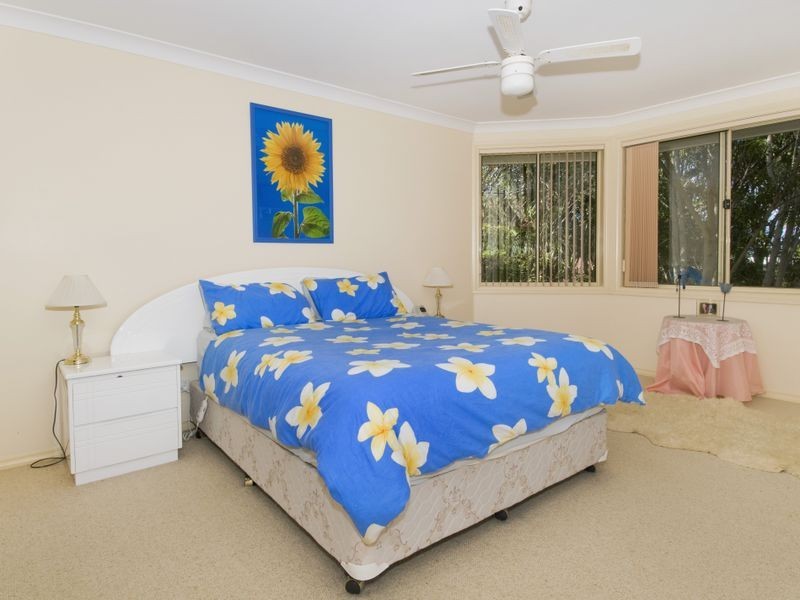 8 John Phillip Drive, Bonny Hills NSW 2445