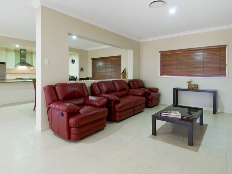 4 Seafarers Close, Bonny Hills NSW 2445