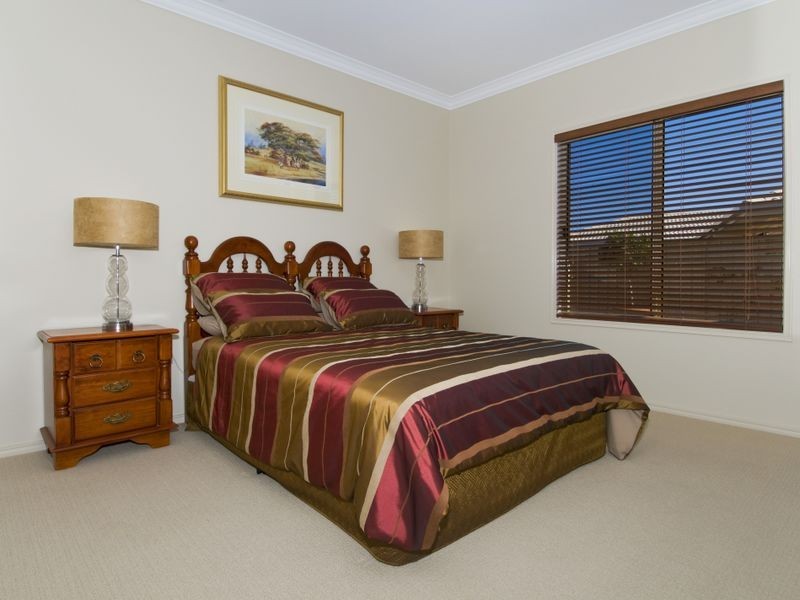 4 Seafarers Close, Bonny Hills NSW 2445