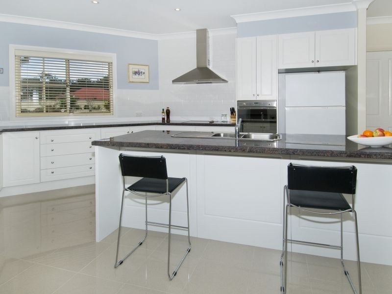 7 Shearwater Court, Lake Cathie NSW 2445