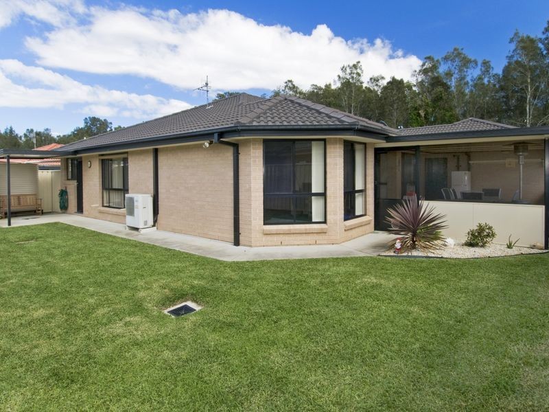 38 Explorers Way, Lake Cathie NSW 2445
