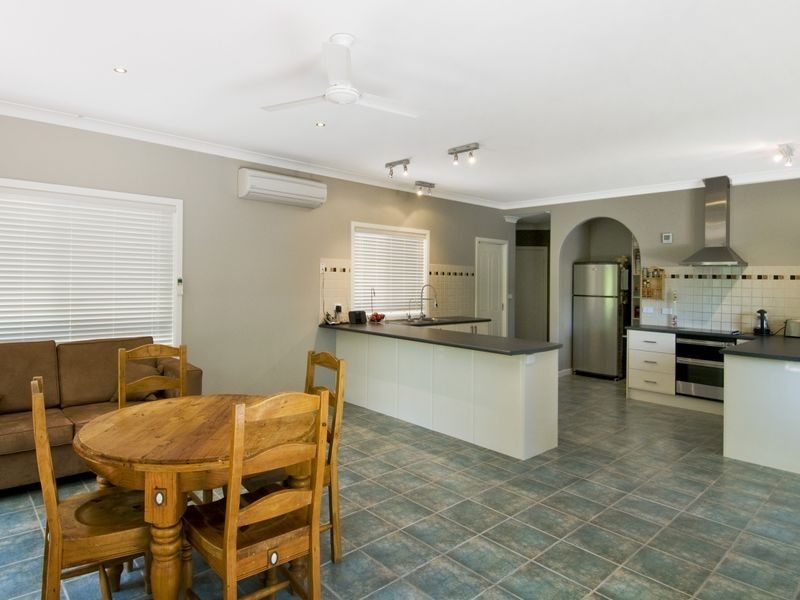 43 Lakeside Way, Lake Cathie NSW 2445