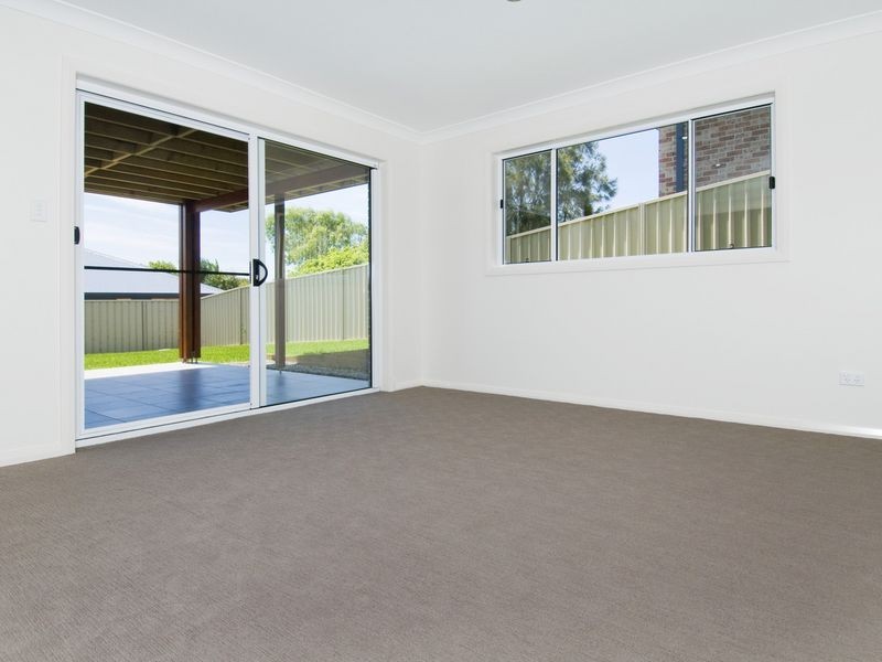 55 Fiona Crescent, Lake Cathie NSW 2445