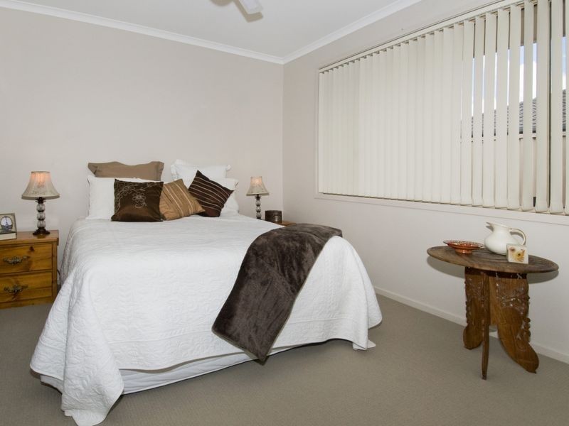 6 Hungerford Place, Bonny Hills NSW 2445