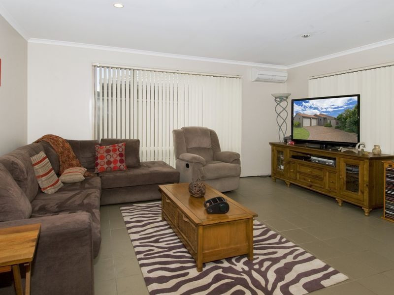 6 Hungerford Place, Bonny Hills NSW 2445
